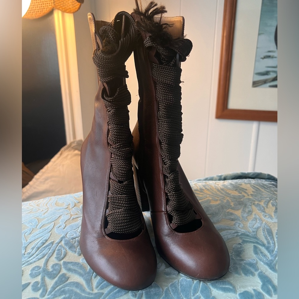 Chloe Leather Lace-Up Boots size 6.5